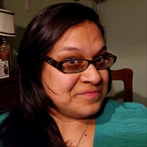 Meet your Posher, Crystal